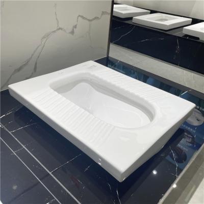 China Modern Chinese Porcelain Public Toilet Squat Pan Ceramic Wholesale Price WC WC Squat Toilet for Hotel for sale