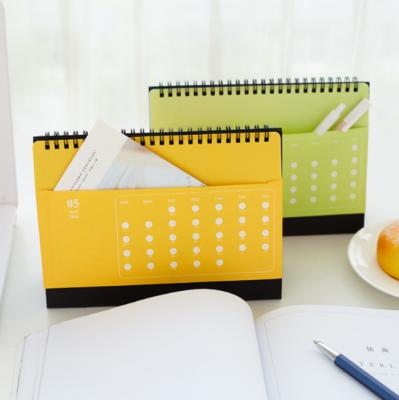 China Simple Fancy Eco - Friendly / Recycled Personalized Organzied Split Desk Calendar for sale