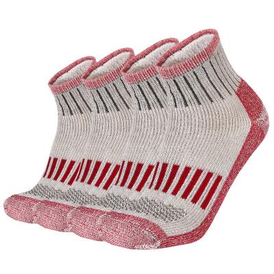 China Sporty example description of Enerwear woolen socks for sale