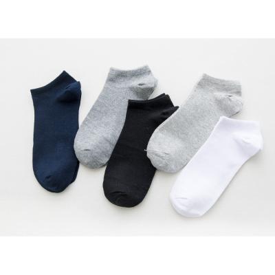 China 2021 Hot Sale 180tian Sporty Mens Low Cut Cotton Short Socks for sale