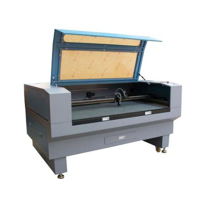 China Laser Marking Iron Aluminum Gold Silver Laser Cutting Engraving Machine For Metal 6090 for sale