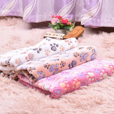 China 2022 Viable New Design Pet Fleece Doggie Blanket Sofa Cover Blankets For Winter Dog Bed Mat for sale