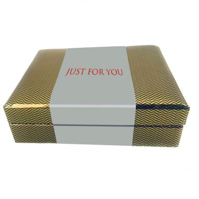 China Custom Recycled Logo Handmade Paper Boxes High Quality Materials Chocolate Box Candy Chocolate Packaging Box With Tray for sale