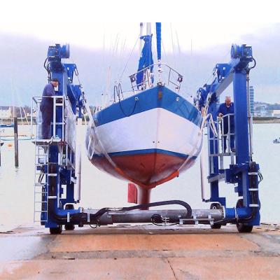 China Gantry Crane 300 Ton 500 Ton Mobile Yacht Boat Handling Machine Boat Lift Crane for sale