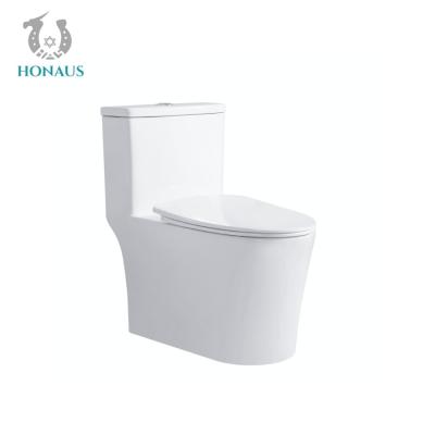 Chine Cuvette de toilette moderne siphonique fermée couplée salle de bains Inodore Commode à pièce unique à vendre