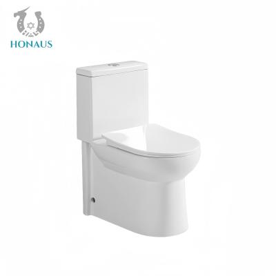 Chine Élégance céramique blanche en une seule pièce Toilet Bowl Vortex Flush Mer Valeur d'emballage Utilisation de salle de bain à vendre