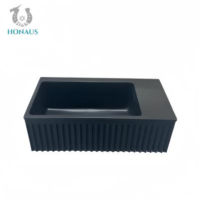 China Modern Bathroom Wall Hung Bain Square Best Quality Ceramic White Black MOQ 50 Units for sale