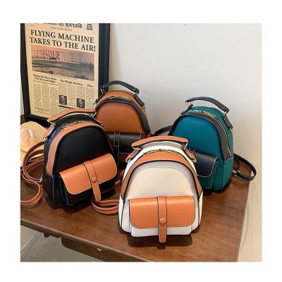 China Fashion Vintage Large Capacity Shoulder Pack Quality PU Leather Women Backpack Universal Cross - Body Leisure Travel Pack School Bags for sale