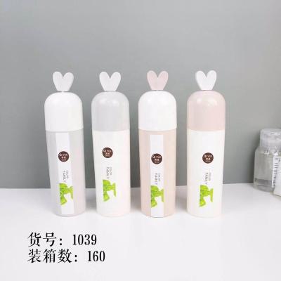 China QIYUE Design Good Quality Toothbrush Box Viable Special Plastic Toothbrush Holder for Kids and Travel for sale