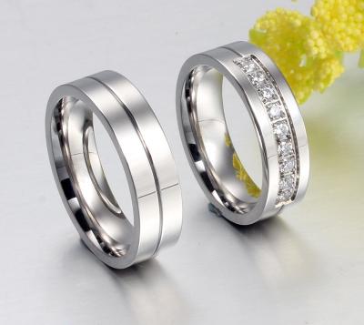 China Romantic 100% Titanium Couples Rings His and Hers Wedding Love Ring Promise Ring Wedding Bands for sale