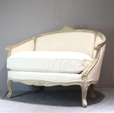 China Interesting Chesterfield SOFA Vintage Design Modern Wooden Couch Sofa For Sale for sale