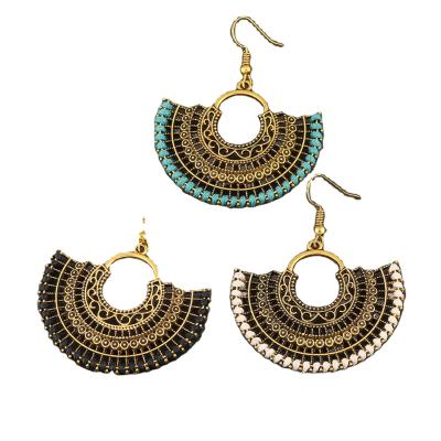 China Best Selling Vintage Exaggerated Retro Dangle Earrings Custom Personalized Stylish Earrings Set Earrings for sale