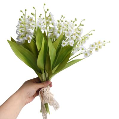 China Beautiful Colorful Artificial Convallaria majalis Flower  lily of the valley Factory wholesale Silk Flowers Wedding flowers bridal bouquet Rose for sale