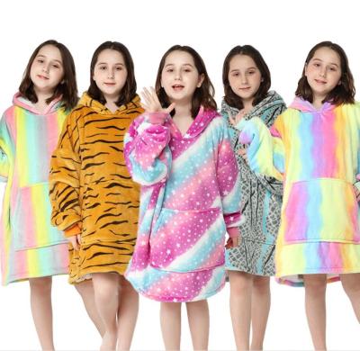 China PlayTailor Christmas Fleece Coral Fleece Pajamas Breathable Long Sleeve Hooded Blanket Kids Wearable Pajamas for sale