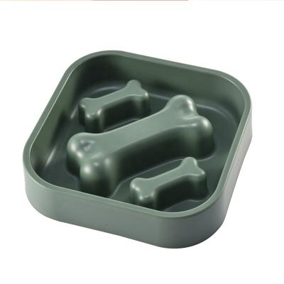 China Food Grade Dog Cat Food Bowl Choke Prevention Slow Food Automatic Plastic Dog Bowl for sale