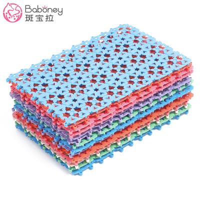 China Wholesale Kennel Viable Mat Grid Style Pet Mat Dog Cage Mat Anti-slippery Pet for sale