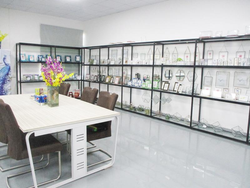 Verified China supplier - Huizhou Xin Shun Chang Glass Craft Products Co., Ltd.