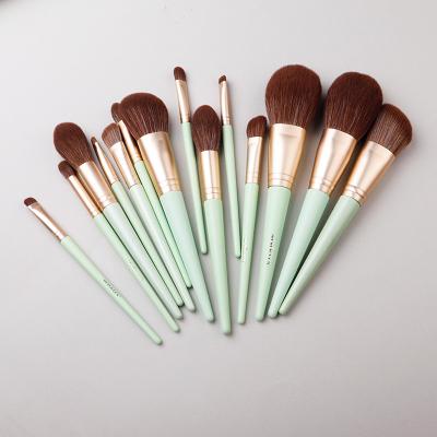 China Cheap Liquidation Makeup Kit Foundation Brush Eyeshadow Brush 20 Cent Price Make Up Brushes for sale