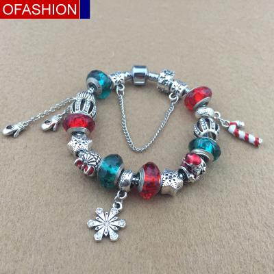 China Silver Color Santa Claus Charm Bracelet Christmas Tree Of Jewelry Bead Crystal Charm Bracelet Fast Delivery Christmas Gift For Women Girls zu verkaufen