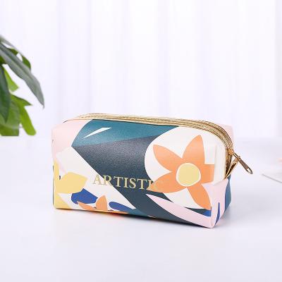 China 2021 New Arrival Convenient PU Leather Flowr Printing Portable Organizer Makeup Cosmetic Bag For Women Girls zu verkaufen