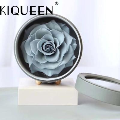 China UKIQUEEN Low MOQ Recyclable Luxury Round Single Gift Love Flower Clear Box Rose Arrangement Box Gift Waterproof for sale