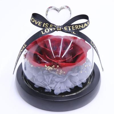 China Gifts Factory Wholesale Love Heart Glass Preserved Roses Preserved Glass Flowers for sale