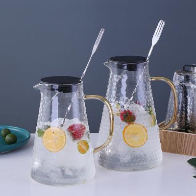 Китай Кувшин 1400ml 1800ml Washable Lidded теплостойкого стеклоизделия стеклянный прочный продается