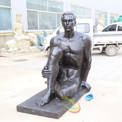 China Large Outdoor Sculpture Bronze Sitting Man Statue Artist Sculpture For Sale In Europe for sale