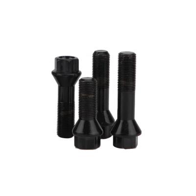 China 40Cr /35CrMo Black Electrophoresis Lug Bolt For Car Wheel 36136781150 for sale