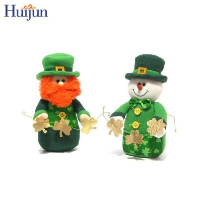 China 8 Inch Decorative St Patrick's Day Irish Fleece Leprechaun and Snowman Ornament Set of 2 Home Decorations Factory Wholesale Supplier for sale