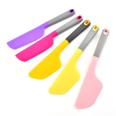 China 2021 Viable Success Kitchen Multifunctional Large Size Silicone Amazon Tools Colorful Spatula Rubber Baking Scraper for sale