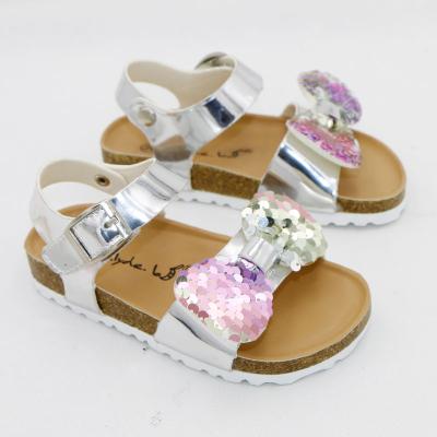 China Best Selling Good Quality Round Buckle Strap Kids Girls Organic Cork Sandals With Memory Foam Cushion Soft Insole New Design for sale