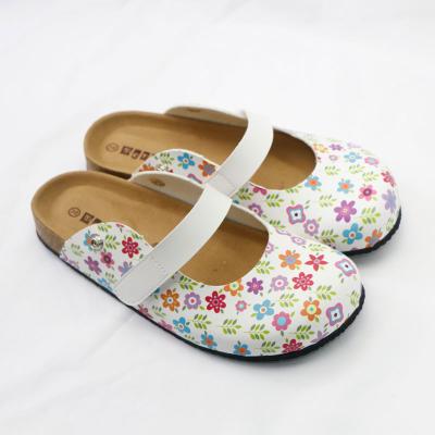 China Cute Flat Summer Little Girl Sandal Outdoor Shoes for sale