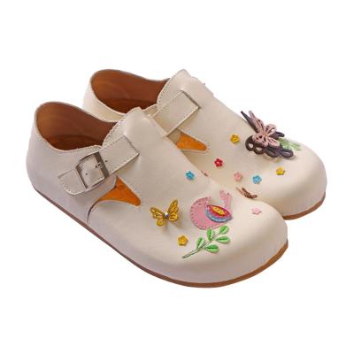 China Wholesale Unique Design Cartoon Butterfly Girls Flat Casual Shoes for sale