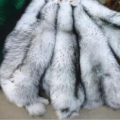 China Wholesale 100% Real Raccoon Fur Skin Anti Wrinkle Anti Wrinkle / Pink Raccoon Fur Skin For Garment for sale