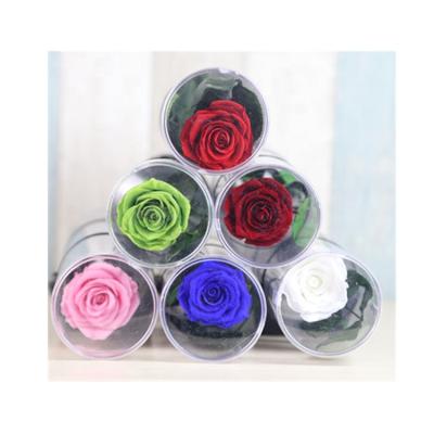 China Making Gift Box of Long Stem Preserved Roses for sale