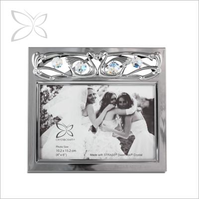 China Metal Crystocraft Chrome Plated Kissing Swan Decorated With Shiny Cut Crystals 4R Photo Picture Frame for sale