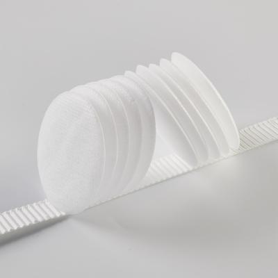 China Virgin Pulp Style Hygroscopic Material Corrugated HME Filter Paper Roll with 99.99% Effect for sale