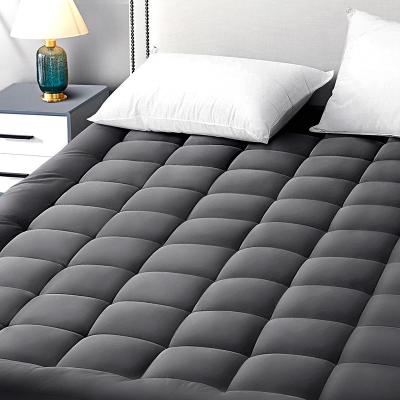 China Anti Dust Mite Queen Size Mattress Pad Breathable Fluffy Soft Cooling Mattress Top Fitted Deep Pocket Topper Dark Gray for sale