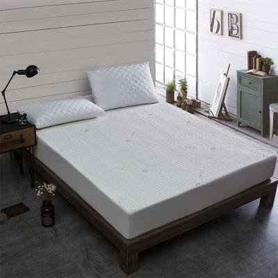 China Waterproof Normal Mattress Protector Premium Bamboo Mattress Protector, Ultra Soft Breathable Silent Mattress Cover for sale