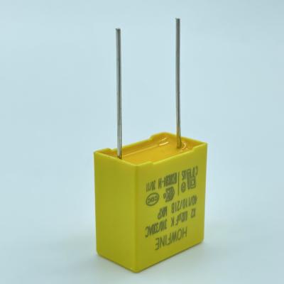 China Resina de cola Epoxy resistente solvente do capacitor da segurança de MKP 0.82uF X2 à venda