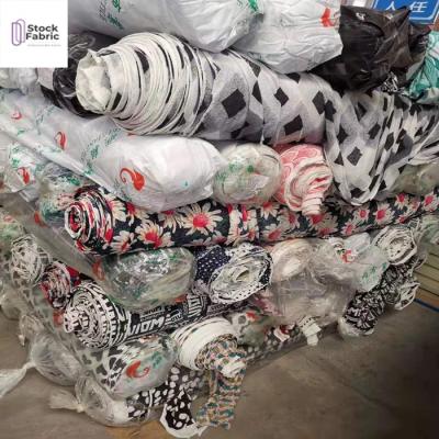 China Heat-insulation 100% Polyester Double Apparel Stock Knitted Print Stock Fabric for sale