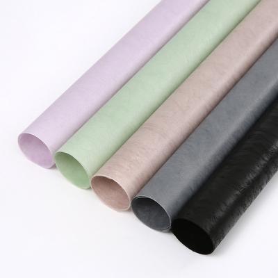 China Recyclable Nonwoven Bouquet Garment Wrap Covers Christmas Gift Wrap Wrapping Tissue Paper For Flowers for sale