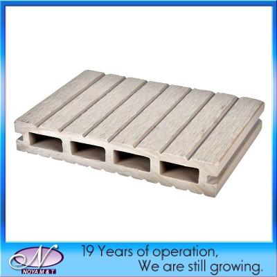 China 150mm*25mm Customized Outdoor Green Wood Plastic Composite WPC Decking Flooring Tiles for sale