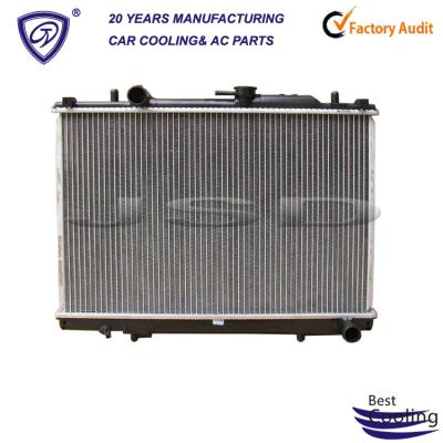 China Freeca OEM MR355049 MB356342 MR355050 For Mitsubishi Freeca Radiator for sale