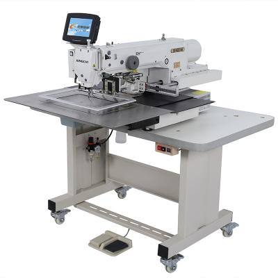 China Computer automatic pattern lubrication sewing machine XC-3020F for sale