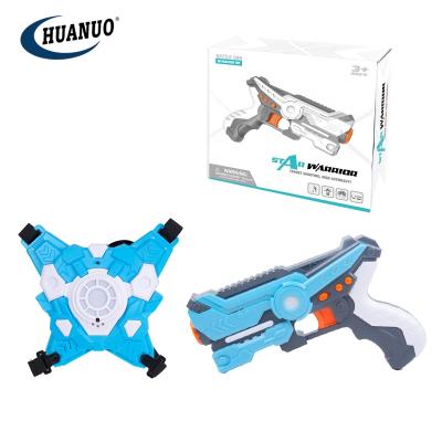 China Toy Eletronic Silver Infrared Laser Tag Gun Electronic Game Toy Laser Tag Guns Set With Vest Toys for sale