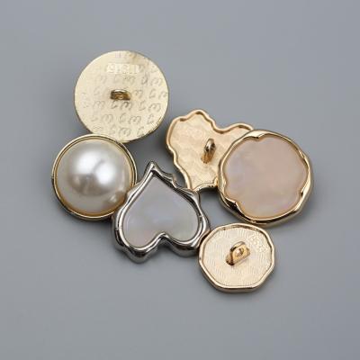 China 2023 New Metal Inset Buttons Pearl Oil Washable Small Button Perfume Wind Sewing Buttons For Sweater Coat for sale