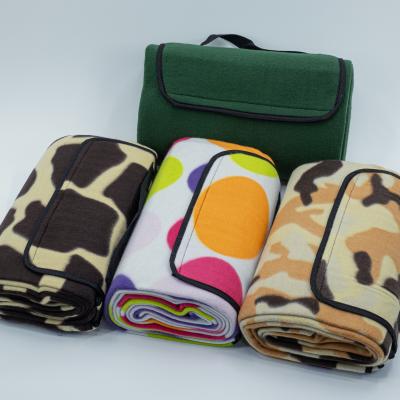 China Waterproof Camping Mat Outdoor Picnic Acrylic Blanket BBQ Cloth Blanket for sale