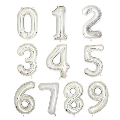 China 2022 Air Balloon Decoration Figure Large Silver Foil 40inch Number Balloons Graduation Balloons Christmas Decoration for sale